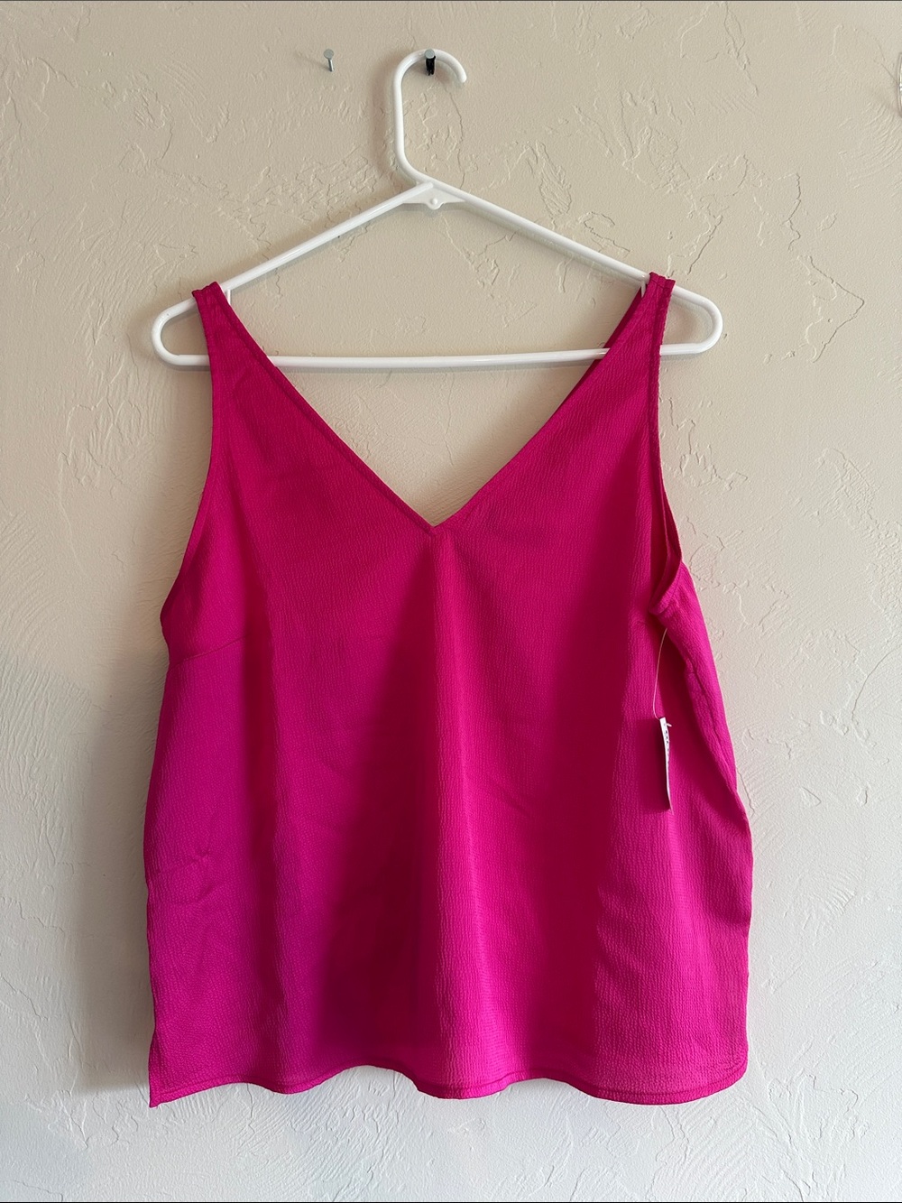 Old Navy Bright Fuchsia V-Neck Camisole